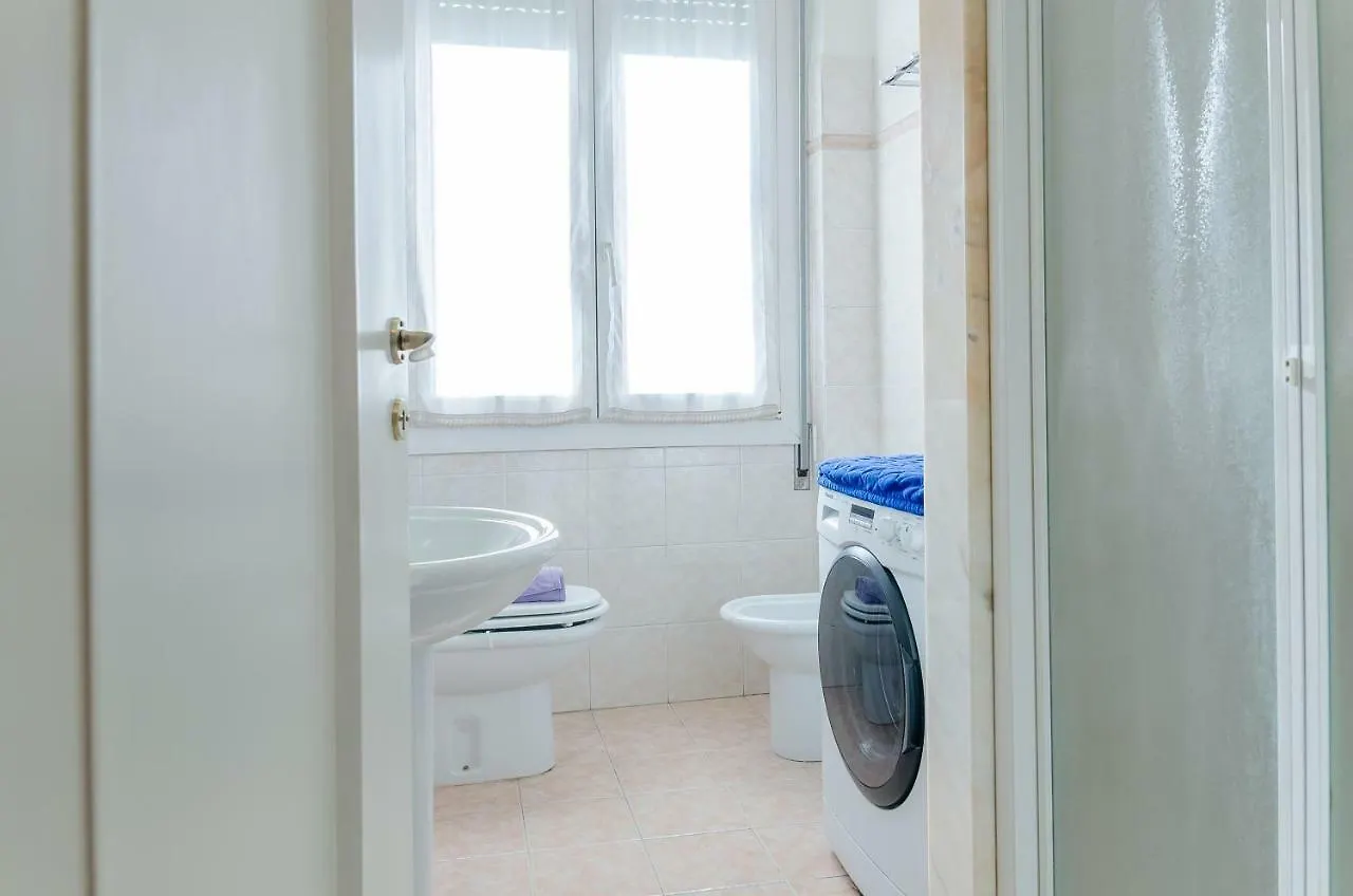 Apartment Appartamento Alloro Treviso Italy